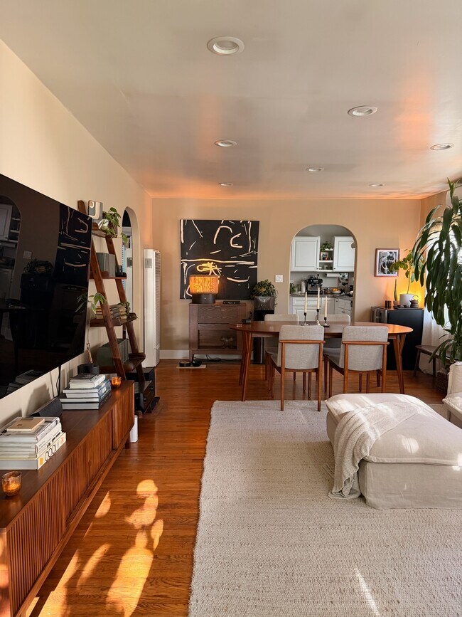 Foto del edificio - 957 N Avenue 49