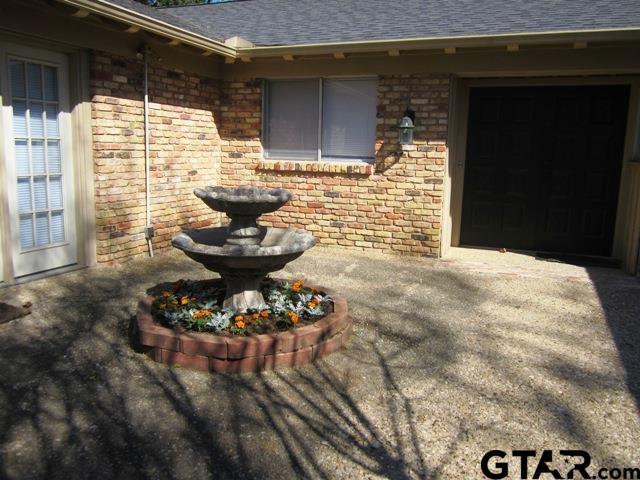Foto del edificio - 328 Brookwood Dr