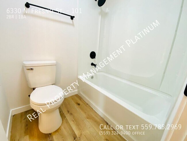 Building Photo - $1,695 Beautiful Remodeled 2 Bedroom Townh...