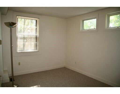Primary Photo - 149 Walnut St