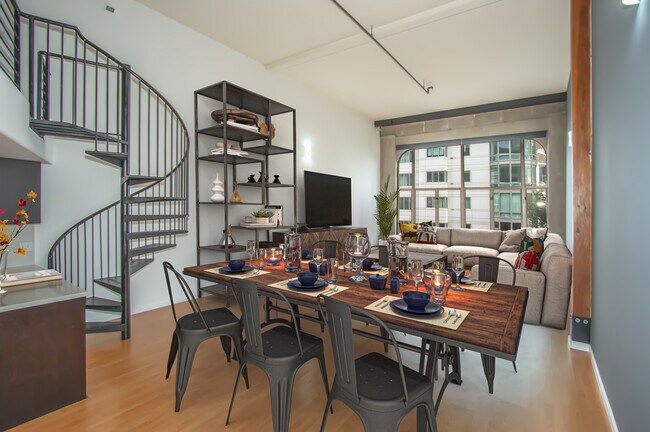 16+ Ft High Ceilings - 18 Lansing St