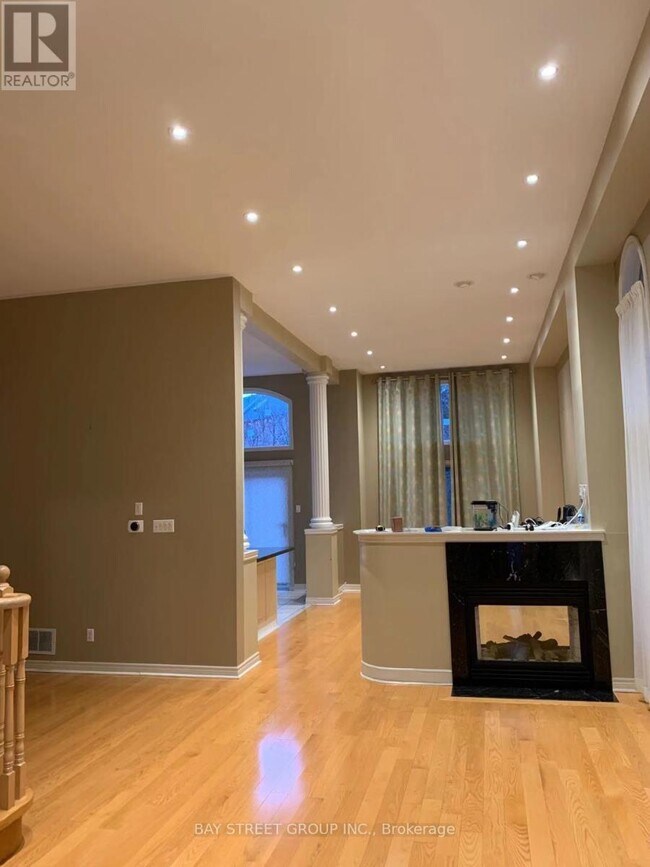 Building Photo - 133 Frank Endean Rd