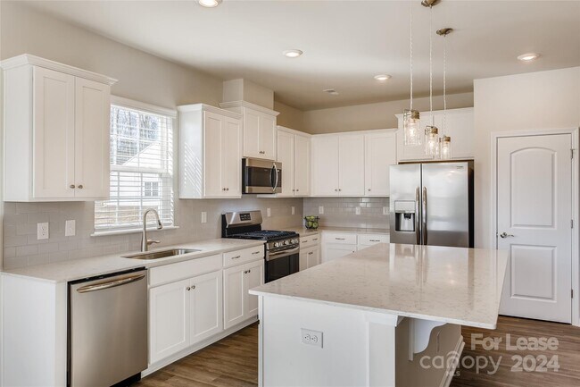 Building Photo - 129 Goodleigh Ln