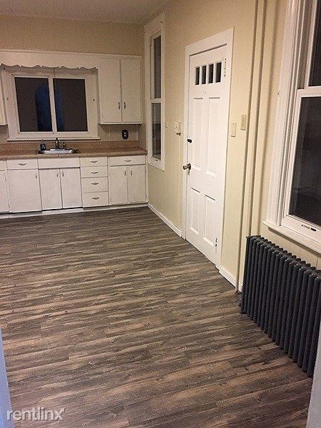 Building Photo - 3 br, 1 bath Townhome - 503 Fairview Street