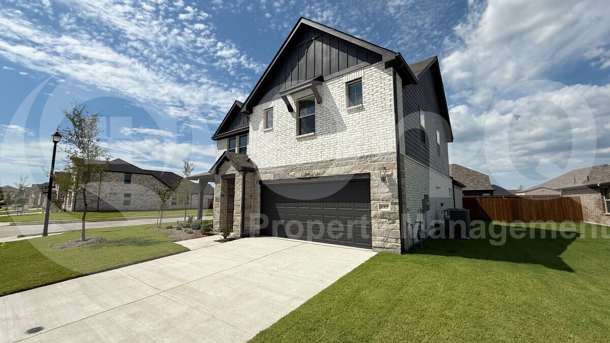 Foto principal - 685 Briar Dr