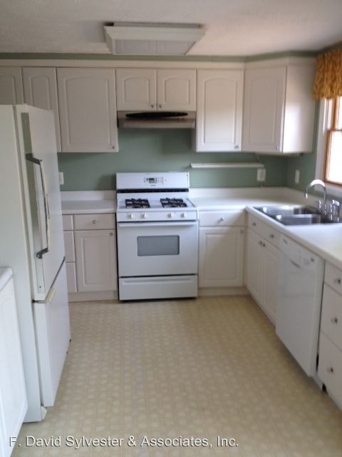 Building Photo - 196 Winridge Dr