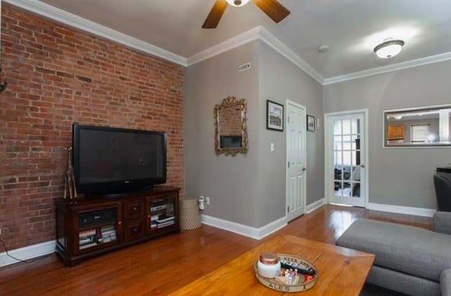 Foto del edificio - 807-809 Garden St
