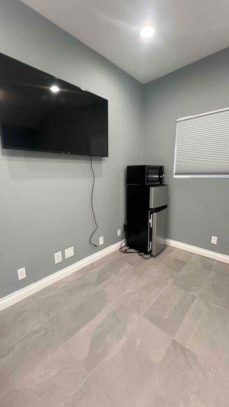 Building Photo - 17816 Prairie St