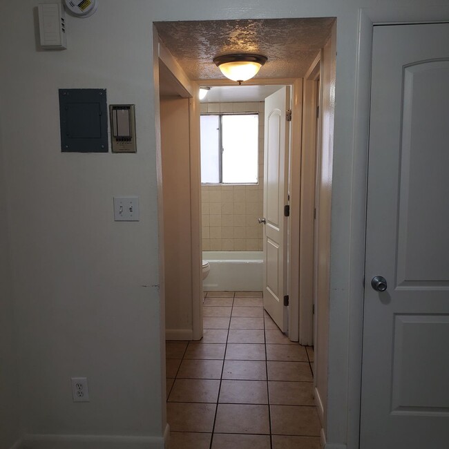 Foto del edificio - 1B/1B Pet Friendly Apartment South of BYU