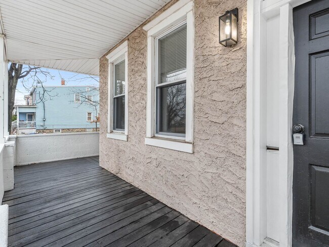 Building Photo - Newly Upgraded Duplex Unit for Rent – Modern Kitchen & Bathroom | Gloucester, NJ