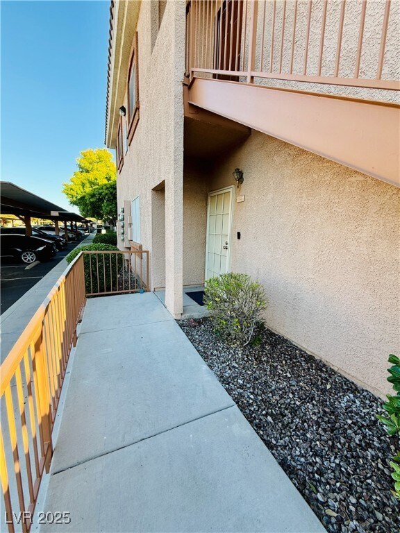 Foto del edificio - 1050 E Cactus Ave