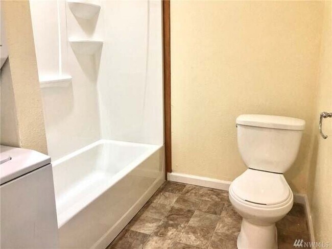 Bathroom - 16129 - 16131 Broadway Ave