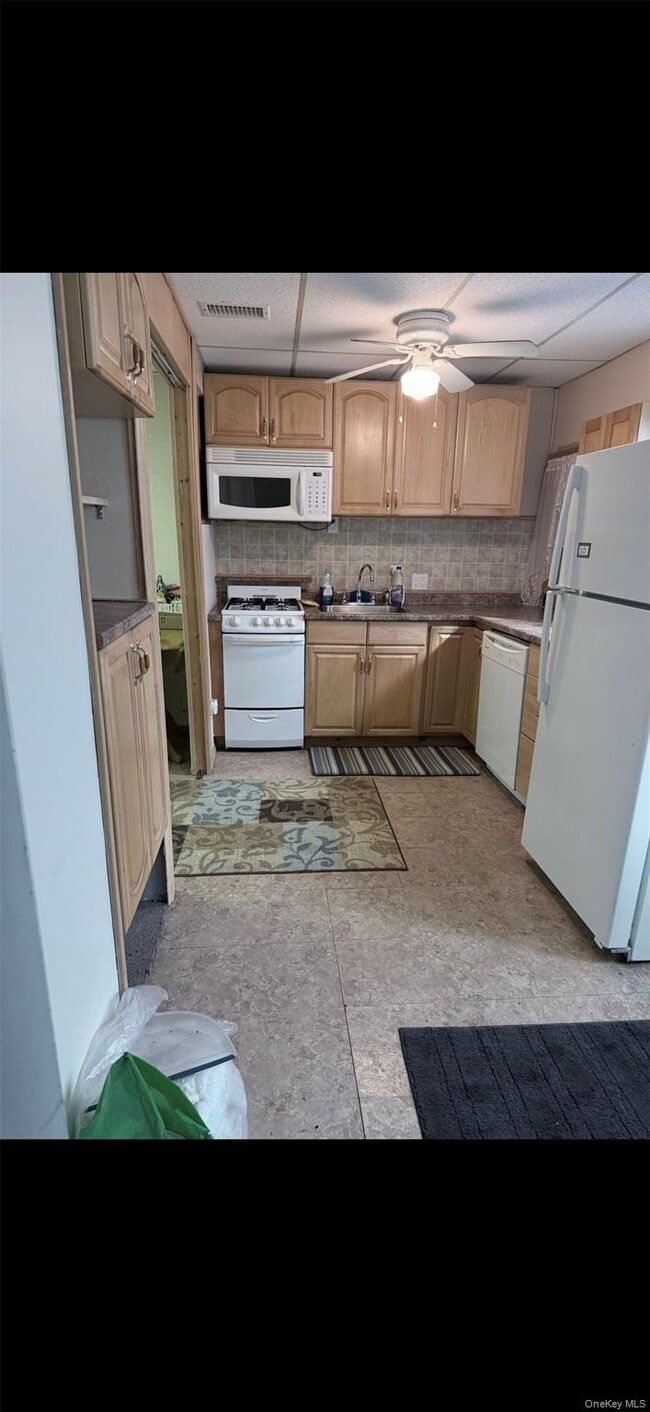 Building Photo - 4 Espie Ln
