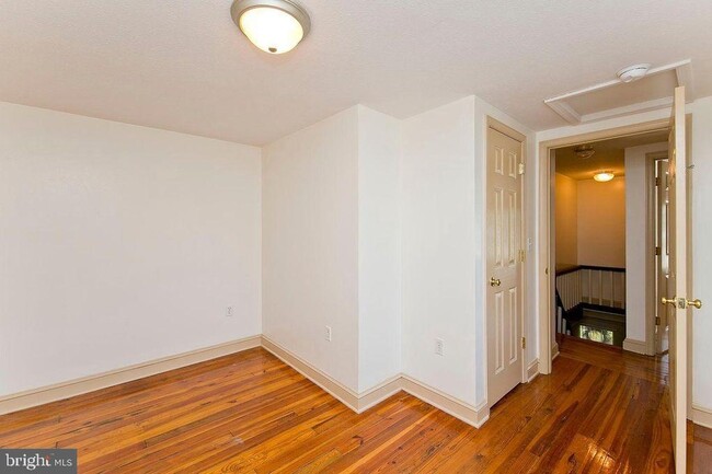 Building Photo - 1315 S Loudoun St