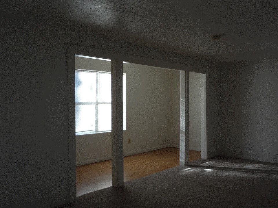 Forward view - 6332 Igo Rd