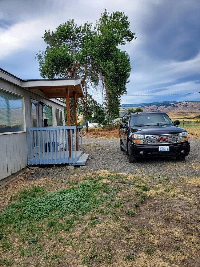 Foto del edificio - 11720 Reecer Creek Rd