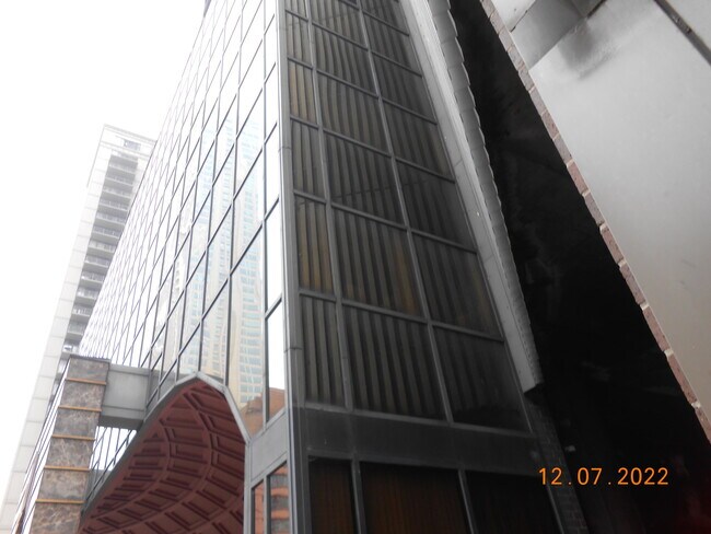 Foto del edificio - 10 E Ontario St
