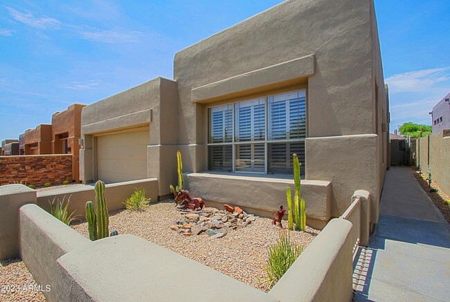 Foto del edificio - 9616 E Chuckwagon Ln