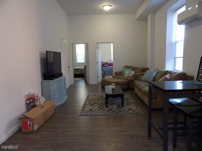 Foto del edificio - 3 br, 2 bath Townhome - 1530 N 17th St 1R