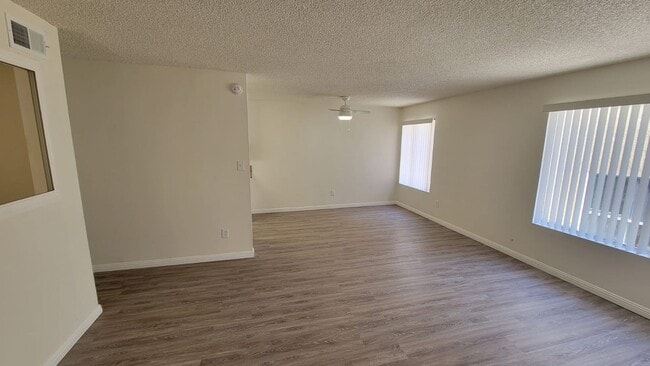 Building Photo - 5461 Kester Ave