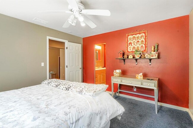 Foto del edificio - 29012 Oak Ln