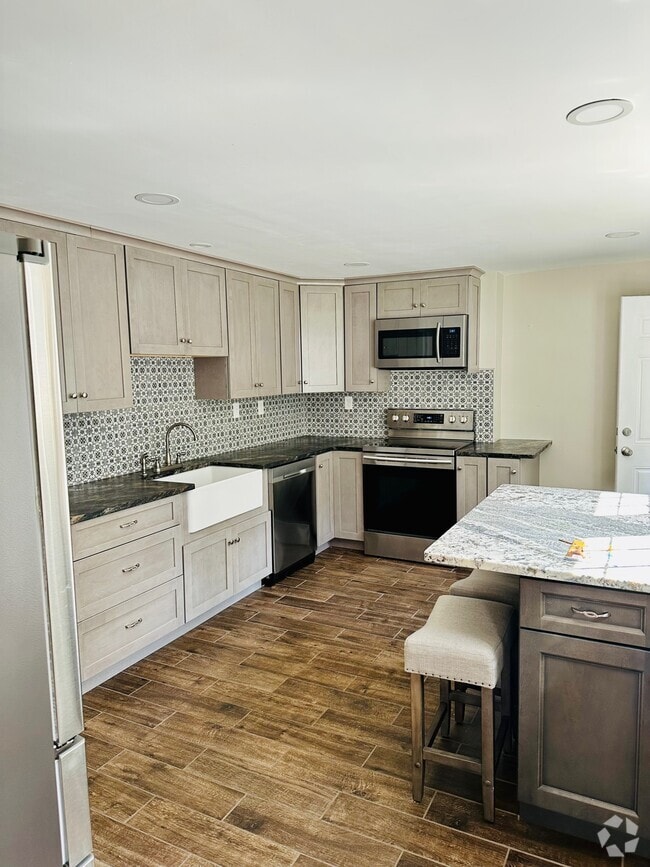 Senior Living Apartments For Rent in Northbridge, MA 4 Rentals