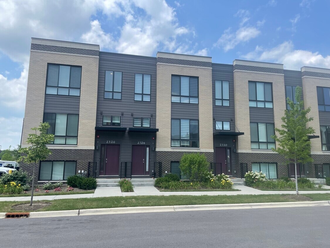 Foto principal - 2326 Venture Dr