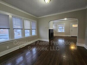 Building Photo - 6404 Harrison Ave