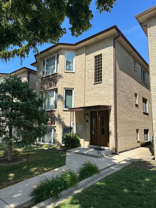 Foto del edificio - 2605 N 76th Ave