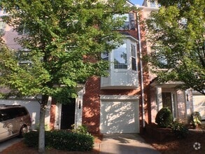 Building Photo - 5225 Wellsley Bend