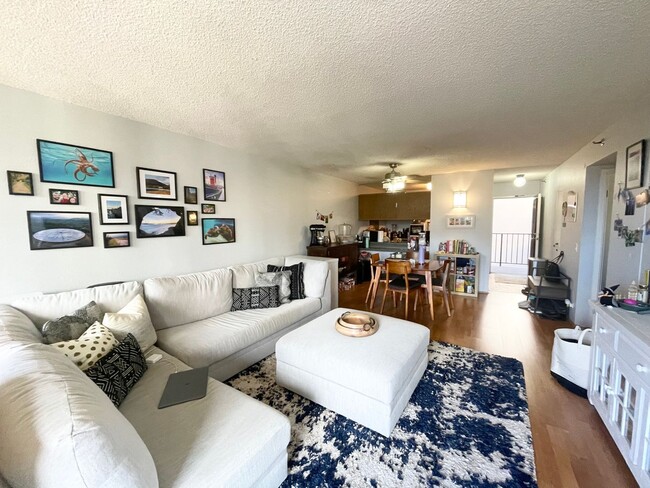 Foto del edificio - Park At Pearlridge 2 bedroom/ 2bath Condo