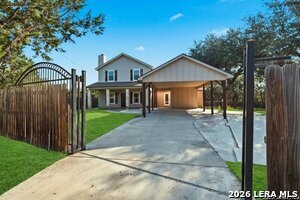 Building Photo - 1452 Lakeview Dr