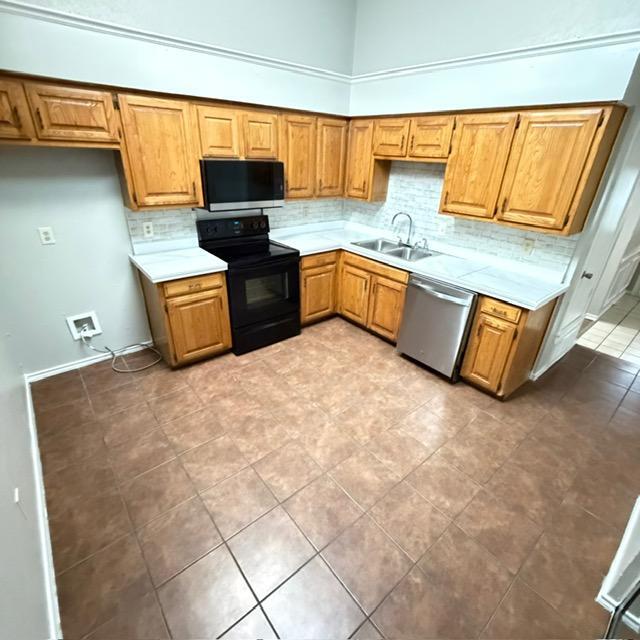 Building Photo - 5329 Riverport Dr
