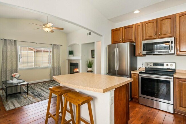 Foto del edificio - 5014 Brookfield Dr