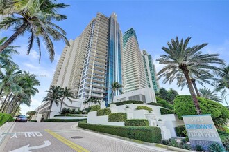 Building Photo - 3535 S Ocean Dr