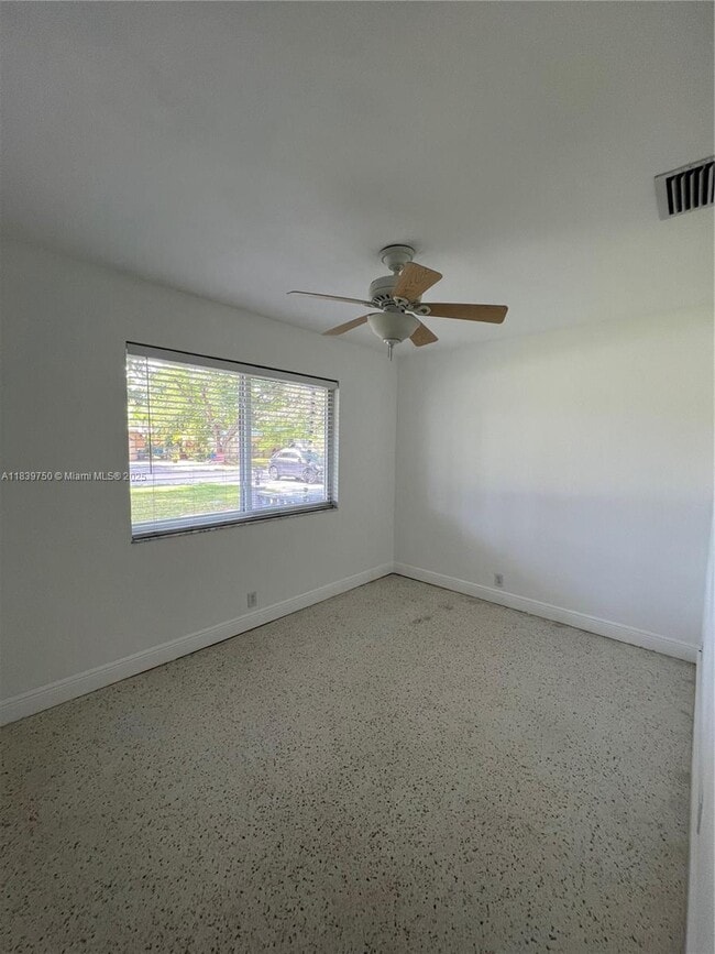 Building Photo - 6501 SW 65th St
