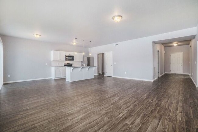 Building Photo - 10240 Pennridge Dr