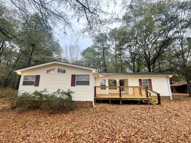 Foto del edificio - LEASING NOW FOR NOVEMBER 2025!