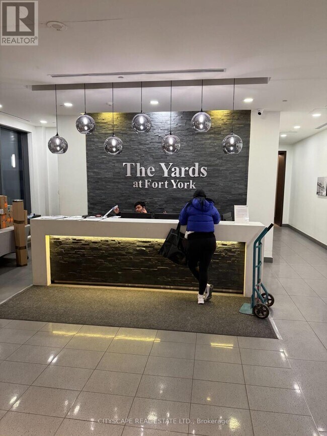 Building Photo - 20 Bruyeres Mews