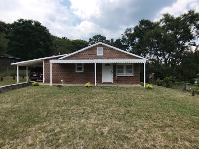 Foto principal - 5807 Hunter Rd