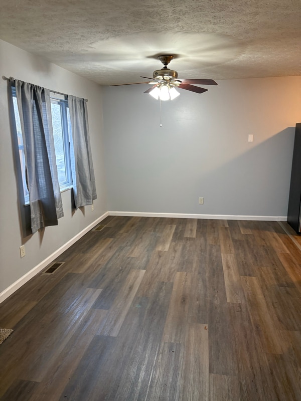 Foto del edificio - 1112 1/2 Hocking Rd