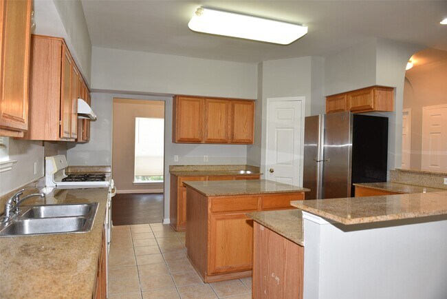 Foto del edificio - 6807 Turtlewood Dr