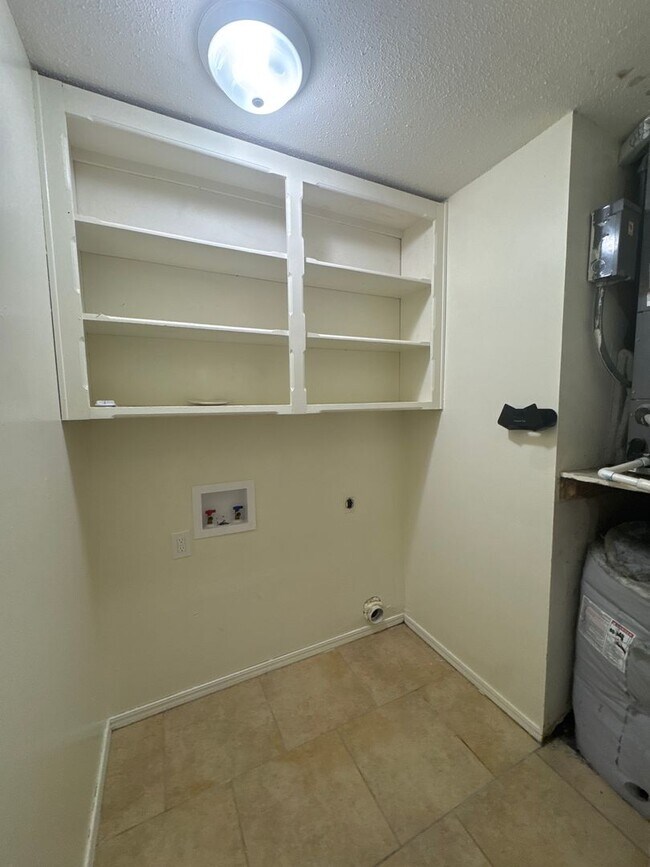 Building Photo - S. 39TH DUPLEX