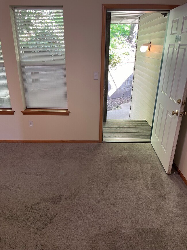 303 Elwood Ct Unit 204, Bellingham, WA 98225 303 Elwood Ct Bellingham