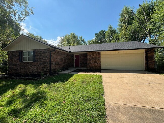 Building Photo - WORK IN PROGRESS: Spacious 3 Bedroom Home in Prime East Fayetteville Location!
