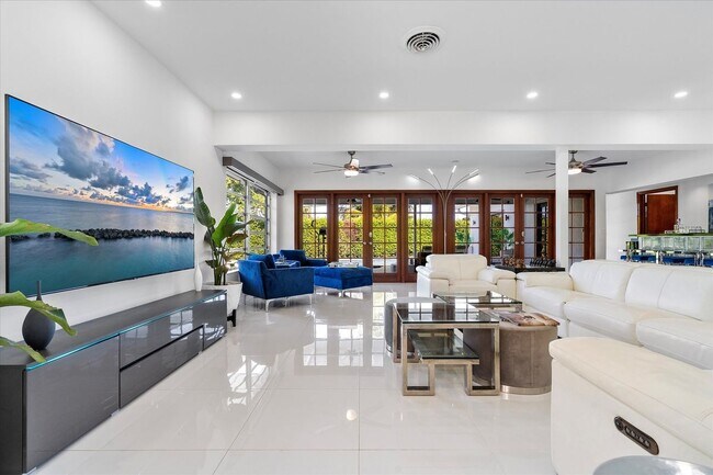 Foto del edificio - 440 N Rainbow Dr