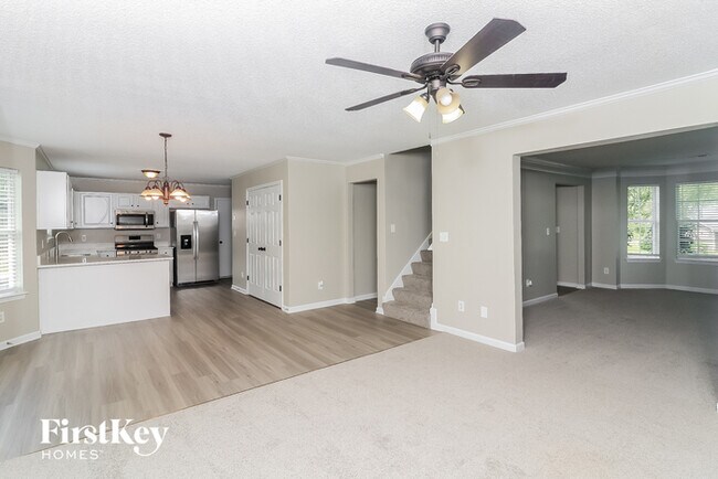 Building Photo - 5814 Cobalt Dr SW