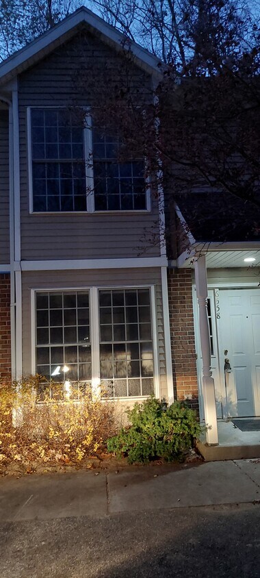 Foto principal - 6558 Northland Dr NE