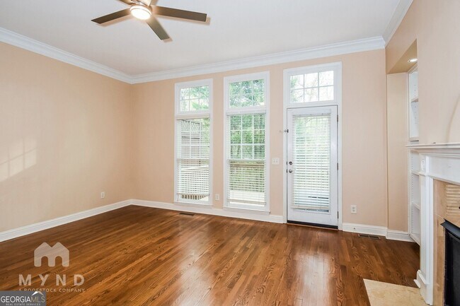 Building Photo - 5281 Kershaw Ct SE