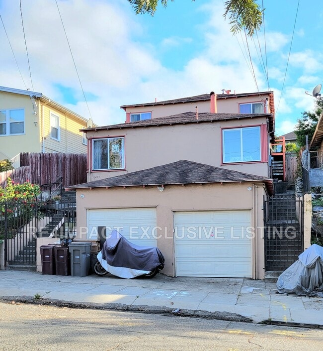 Building Photo - 1257 E 34th St